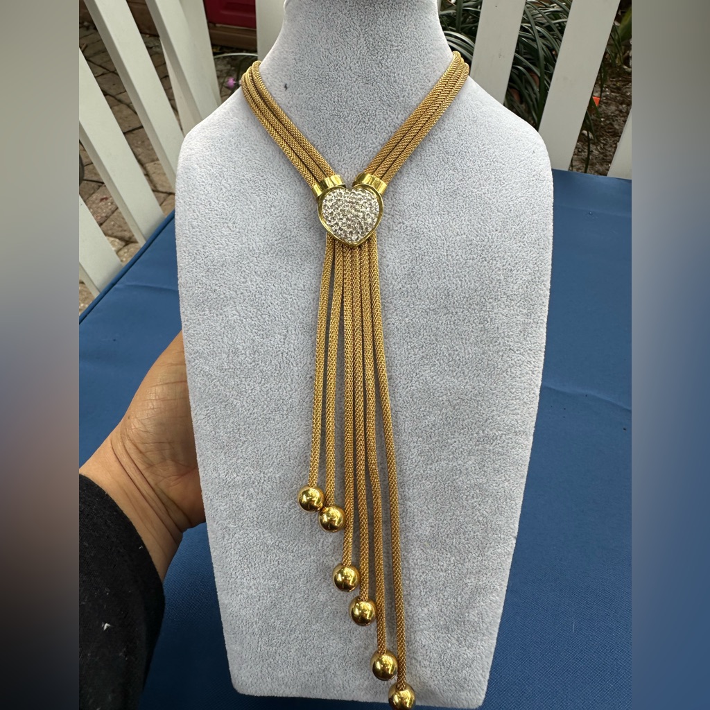 New Stainless Steel Gold Necklace 35$